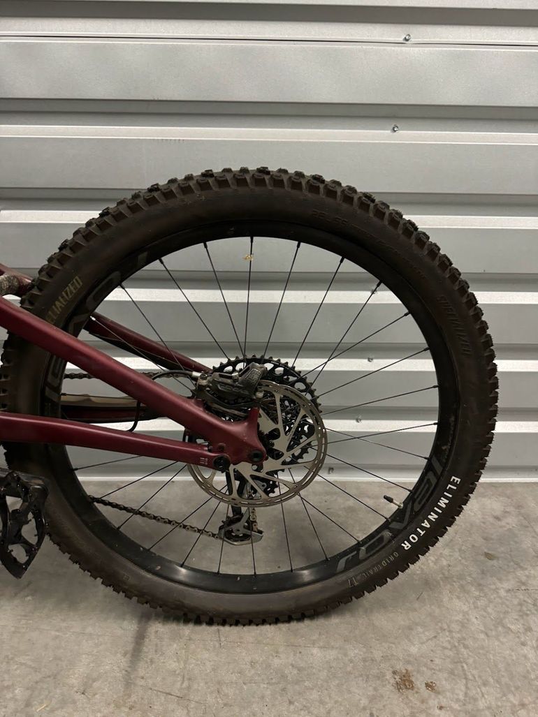Used Specialized Turbo Levo Expert 2022 2022 Mountainbike, Red, 29, 27.5 — image 4 of 5
