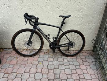 Used Trek Émonda SLR Frameset 2022 Road & Gravel, Black — image 2 of 3