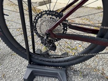 Used Trek Procaliber 9.8 2022 Mountainbike, Red — image 3 of 7