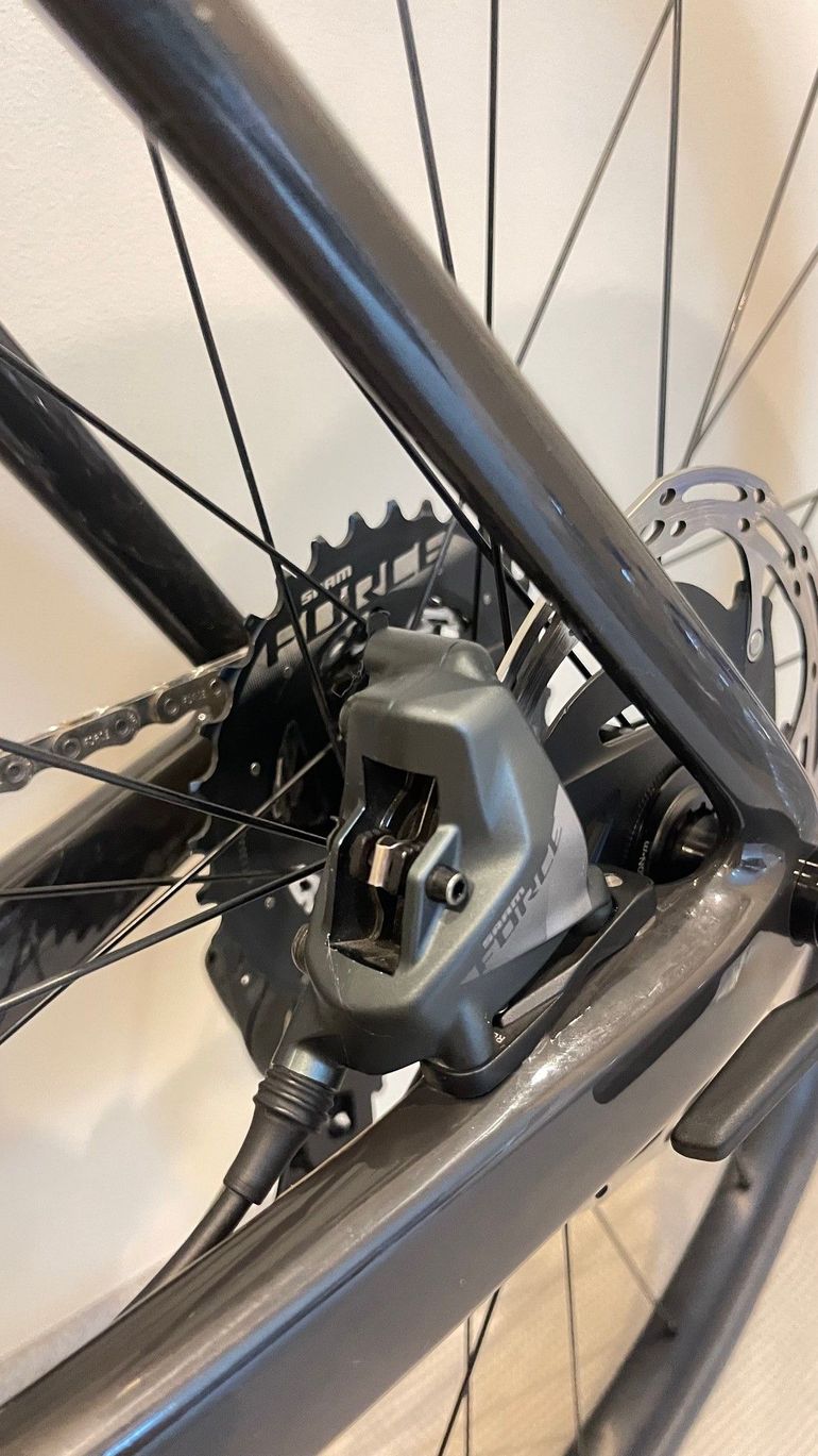 Used Scott Addict RC 20 2023 Road & Gravel, Green — image 14 of 18