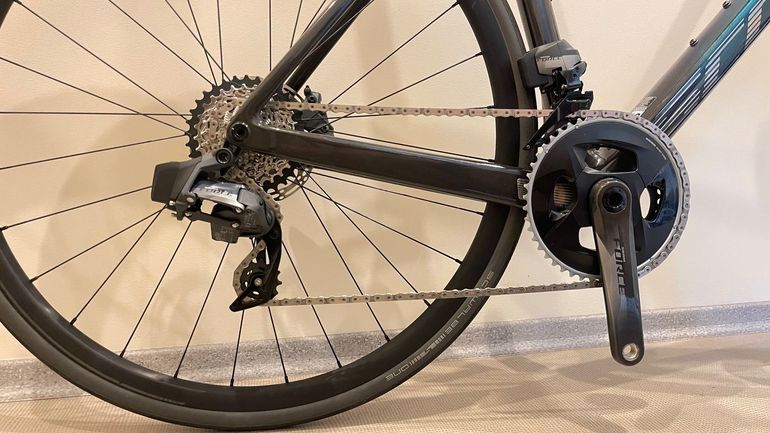 Used Scott Addict RC 20 2023 Road & Gravel, Green — image 4 of 18