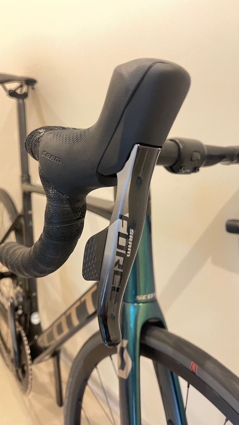 Used Scott Addict RC 20 2023 Road & Gravel, Green — image 2 of 18