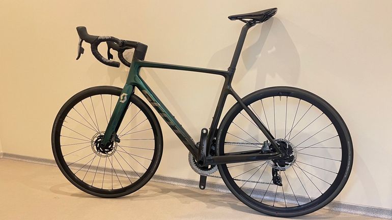 Used Scott Addict RC 20 2023 Road & Gravel, Green — image 12 of 18