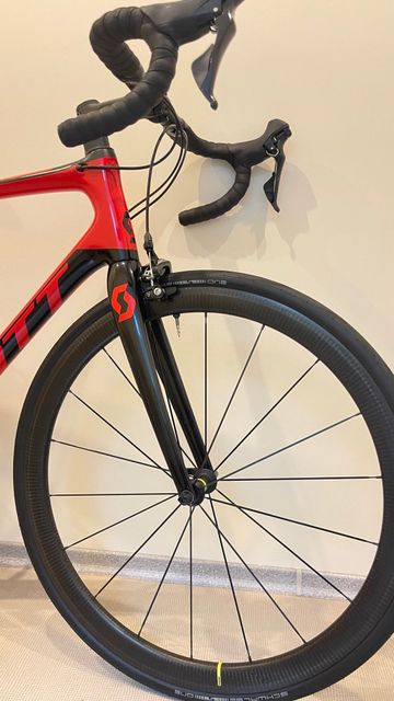 Used Scott Addict 20 2021 2021 Road & Gravel, Red — image 4 of 23