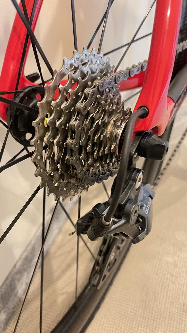 Used Scott Addict 20 2021 2021 Road & Gravel, Red — image 10 of 23