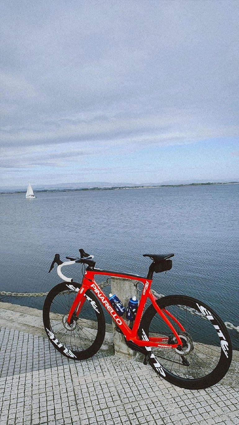 Used Pinarello Gan Shimano 105 Di2 2018 Road & Gravel, Red — image 2 of 7