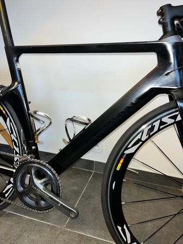 Used Canyon Aeroad CF SL 8.0 2019 2019 Road & Gravel, Black — image 8 of 9