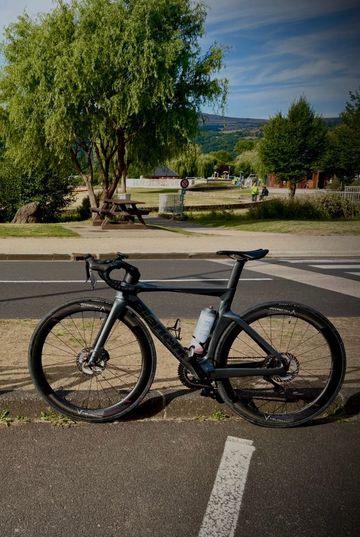 Used Bianchi Oltre Comp Ultegra Di2 2023 2023 Road & Gravel, Light Gray — image 1 of 5
