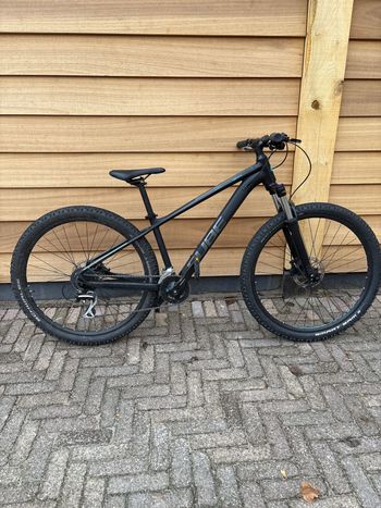 Used CUBE AIM, RACE 2022 2022 MTB