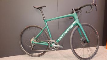 Used Specialized Tarmac Shimano Tiagra 2022 Road & Gravel