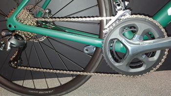 Used Specialized Tarmac Shimano Tiagra 2022 Road & Gravel — image 3 of 3
