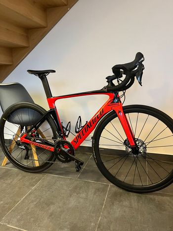 Used Specialized Venge Pro Disc 2018 2018 Road & Gravel, Red — image 5 of 14
