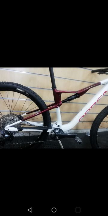 Used Orbea OIZ H30 2024 2024 Mountainbike, White, 29 — image 3 of 5
