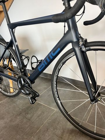 Used BMC Teammachine SLR02 ONE 2019 2019 Road & Gravel, Blue — image 8 of 8