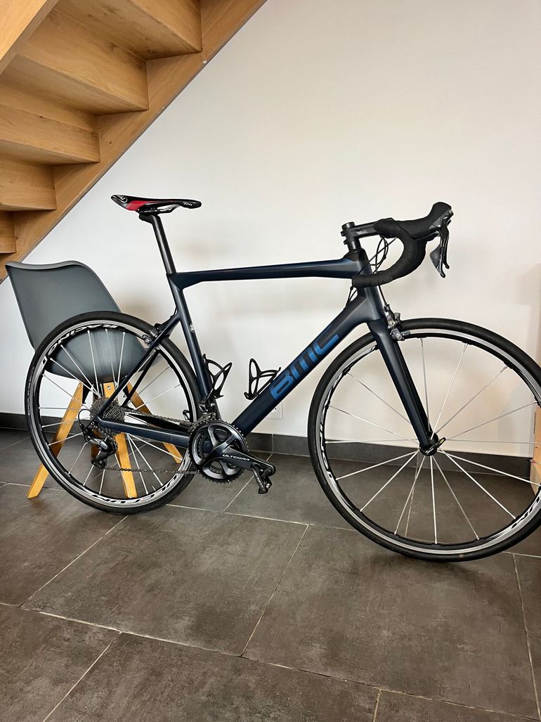Used BMC Teammachine SLR02 ONE 2019 2019 Road & Gravel, Blue — image 2 of 8