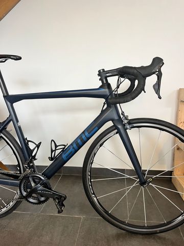 Used BMC Teammachine SLR02 ONE 2019 2019 Road & Gravel, Blue — image 3 of 8