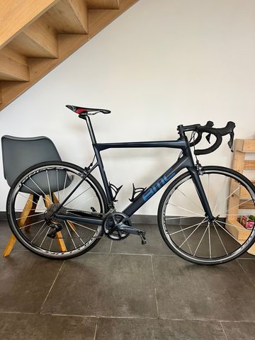 Used BMC Teammachine SLR02 ONE 2019 2019 Road & Gravel, Blue — image 1 of 8