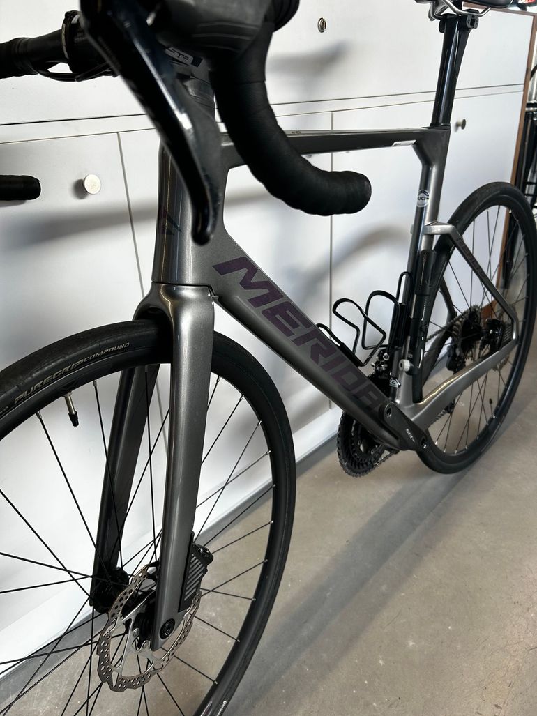 Used Merida REACTO LIMITED 2022 2022 Road & Gravel, Light Gray — image 6 of 12