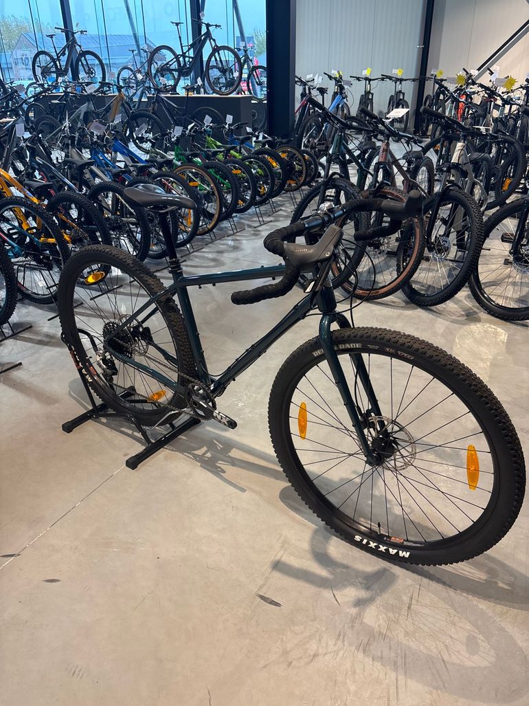 Used Kona Sutra LTD 2022 2022 Road & Gravel, Blue — image 2 of 3