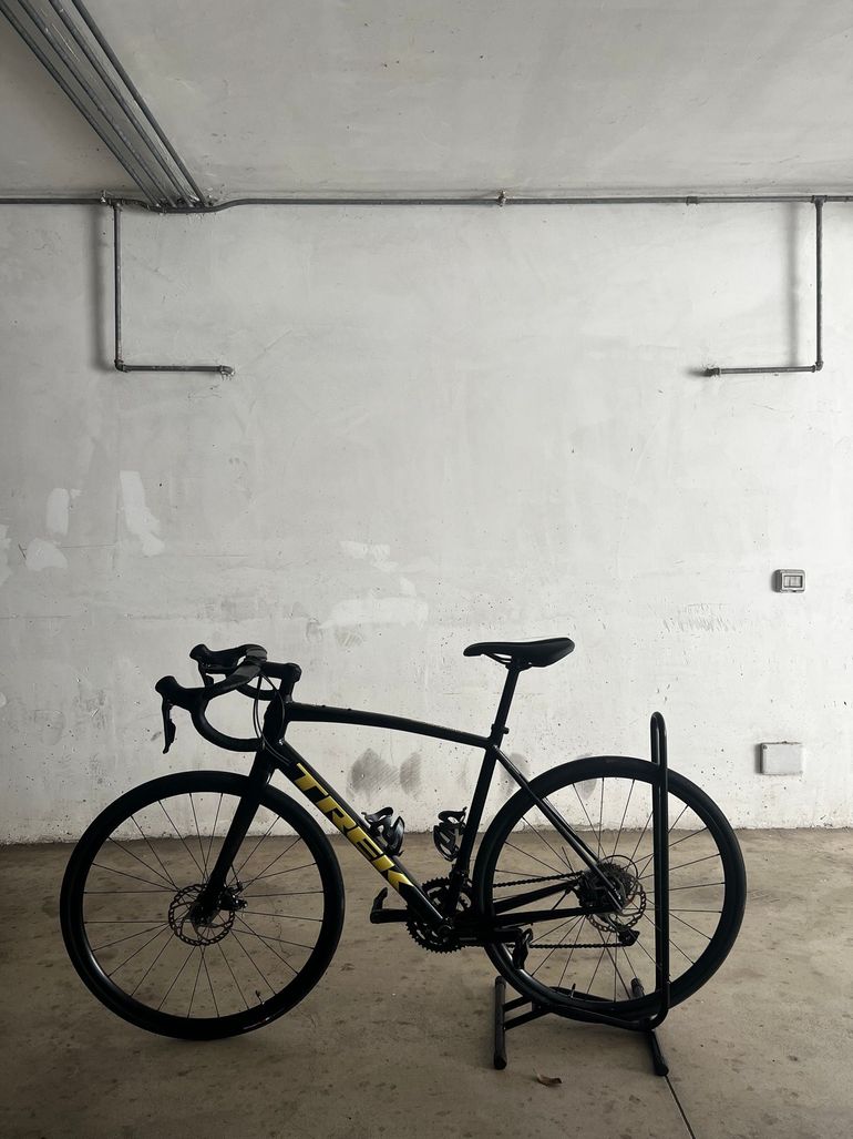 Brugt Trek Domane AL 2 Gen 4 2025 2025 Road & Gravel — billede 1 af 8