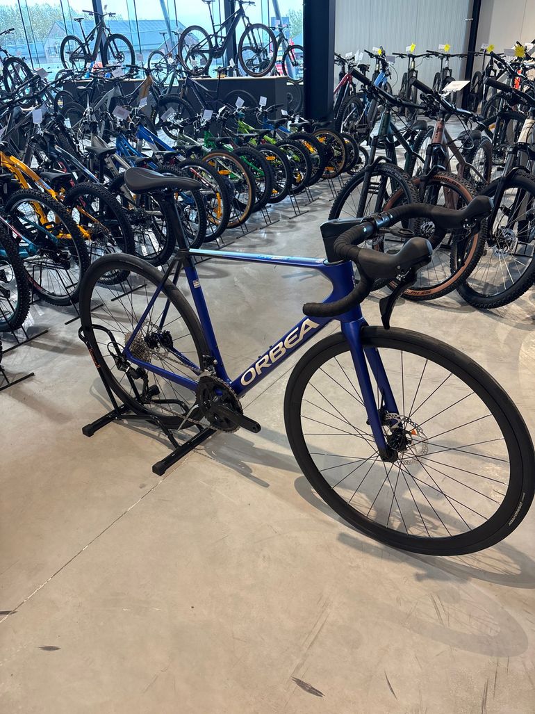 Used Orbea ORCA M30 2024 2024 Road & Gravel, Blue — image 2 of 3