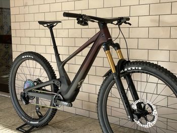 Used Scott Genius 900 Ultimate 2024 2024 Mountainbike, Black, 29 — image 6 of 8