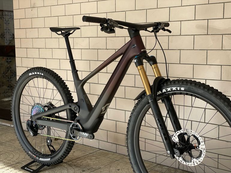 Used Scott Genius 900 Ultimate 2024 2024 Mountainbike, Black, 29 — image 6 of 8