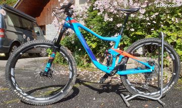 Used Giant Trance Advanced 1 2018 2018 Mountainbike, Blue, 27.5 — image 4 of 5