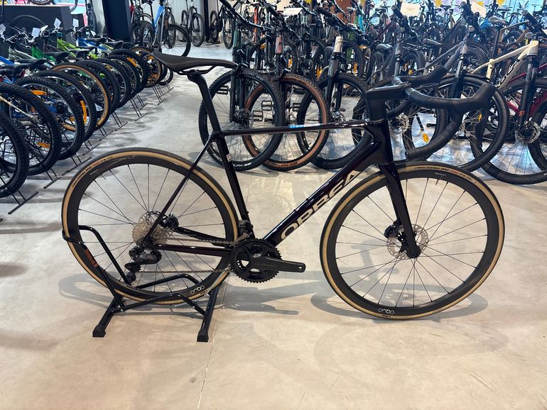 Used Orbea ORCA M20iTEAM 2024 2024 Road & Gravel, Red — image 1 of 3