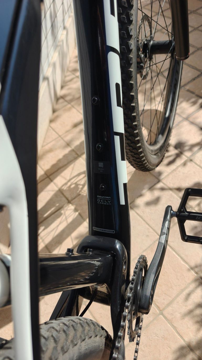 Used Trek Supercaliber 9.7 2021 2021 Mountainbike, Black, 29 — image 14 of 36
