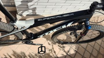 Used Trek Supercaliber 9.7 2021 2021 Mountainbike, Black, 29 — image 9 of 36