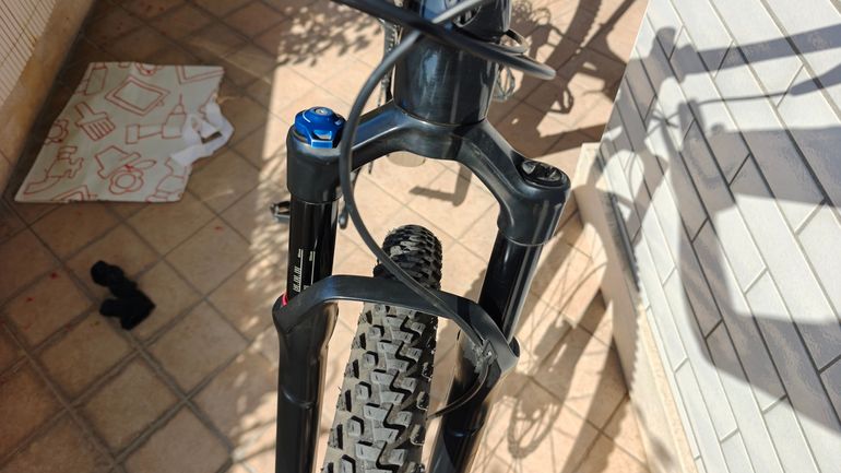 Used Trek Supercaliber 9.7 2021 2021 Mountainbike, Black, 29 — image 12 of 36