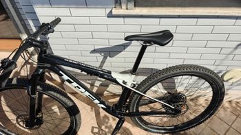 Used Trek Supercaliber 9.7 2021 2021 Mountainbike, Black, 29 — image 34 of 36