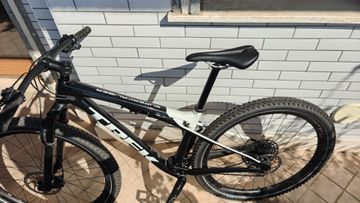 Used Trek Supercaliber 9.7 2021 2021 Mountainbike, Black, 29 — image 34 of 36
