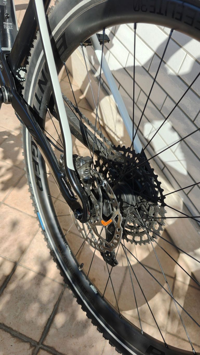 Used Trek Supercaliber 9.7 2021 2021 Mountainbike, Black, 29 — image 27 of 36