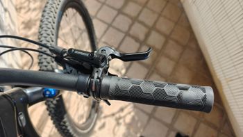 Used Trek Supercaliber 9.7 2021 2021 Mountainbike, Black, 29 — image 11 of 36