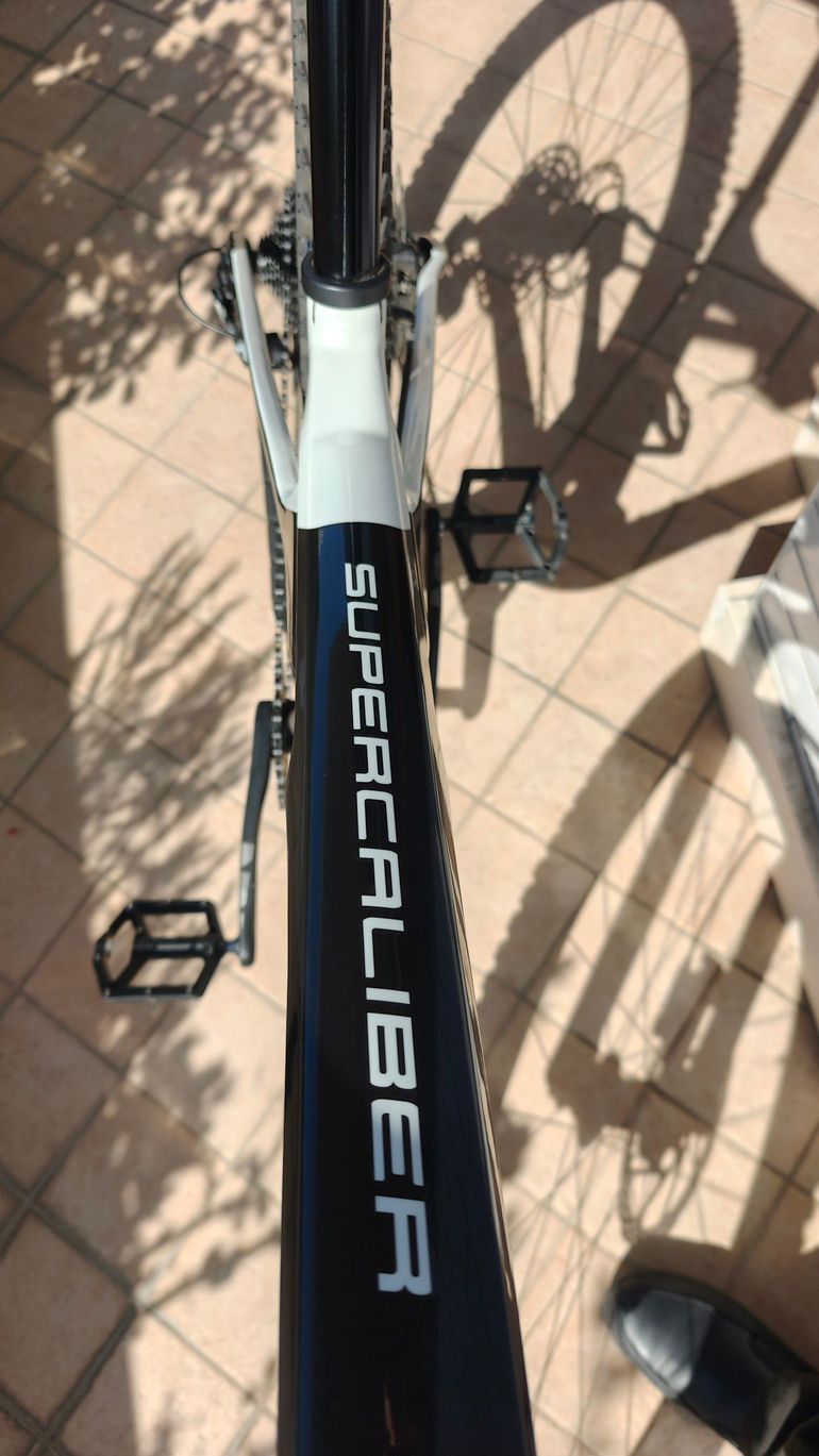 Used Trek Supercaliber 9.7 2021 2021 Mountainbike, Black, 29 — image 13 of 36