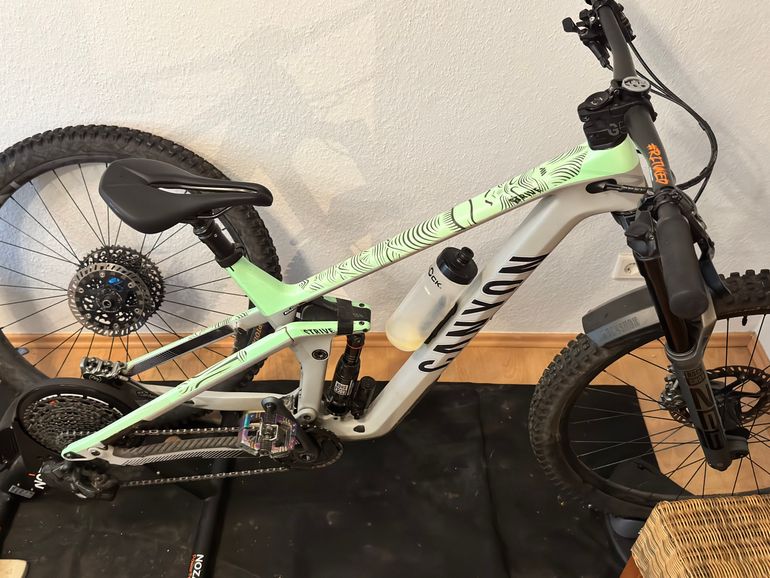 Used Canyon Strive SRAM GX Eagle AXS 2021 Mountainbike, Green — image 7 of 7