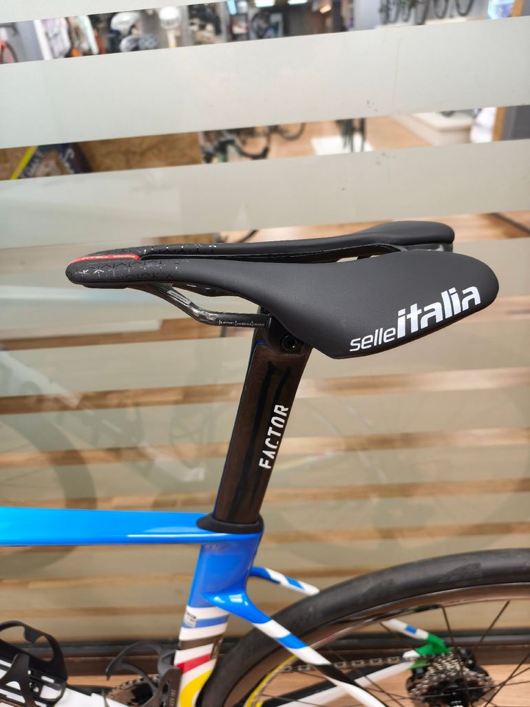 Used Factor Ostro Shimano Dura Ace Di2 2024 Road & Gravel, White — image 10 of 13