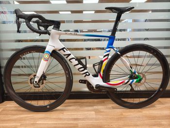Used Factor Ostro Shimano Dura Ace Di2 2024 Road & Gravel, White — image 6 of 13