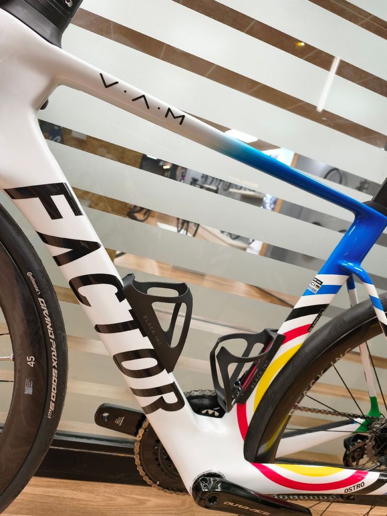 Used Factor Ostro Shimano Dura Ace Di2 2024 Road & Gravel, White — image 9 of 13
