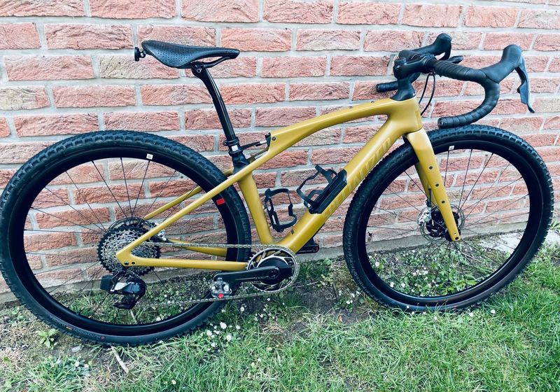 Used Specialized Diverge STR 2023 Road & Gravel, Orange — image 1 of 9