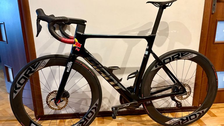 Used Giant Propel Advanced 2 2025 Road & Gravel, Black — image 2 of 9