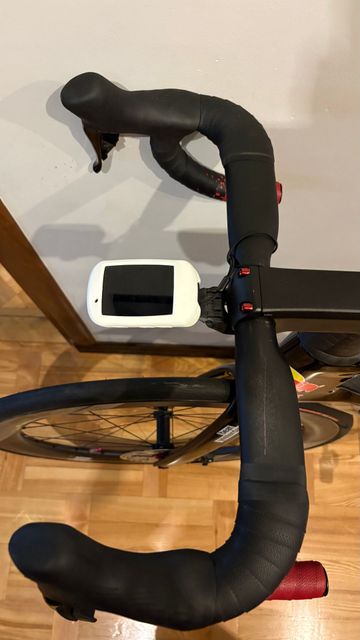 Used Giant Propel Advanced 2 2025 Road & Gravel, Black — image 4 of 9