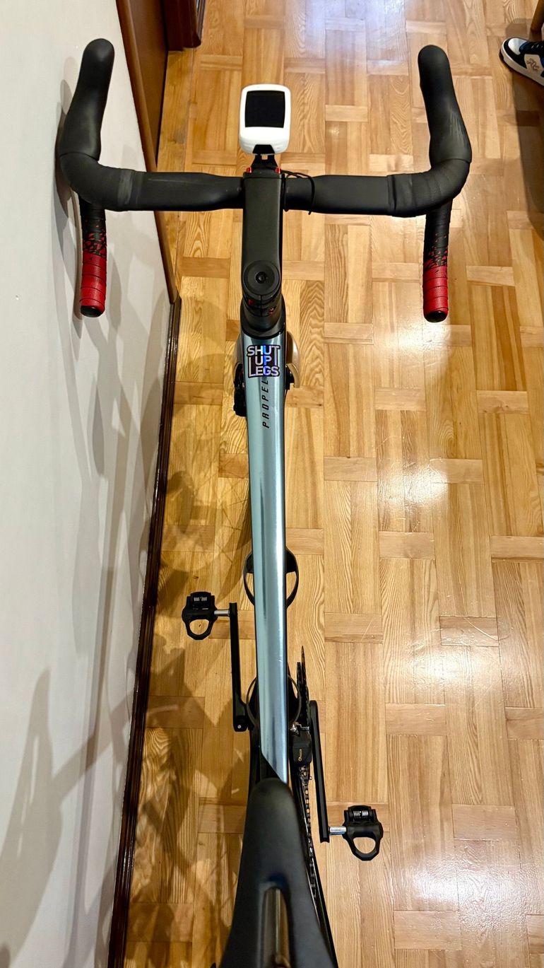 Used Giant Propel Advanced 2 2025 Road & Gravel, Black — image 6 of 9