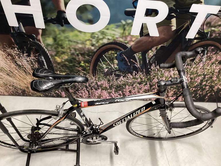 Used Specialized Roubaix Elite Triple 2008 2008 Road & Gravel, Black — image 3 of 3