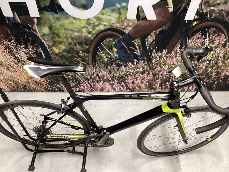 Used Giant TCR Advanced Pro 1 2017 2017 Road & Gravel, Black — image 3 of 3