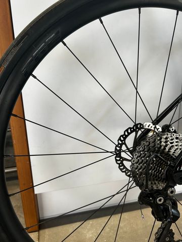 Used Giant TCR Advanced Disc 2 Pro Compact 2022 2022 Road & Gravel, Black — image 5 of 11