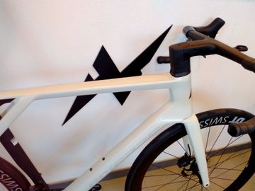 Used Lapierre XELIUS DRS 8.0 2026 Road & Gravel, White — image 7 of 8