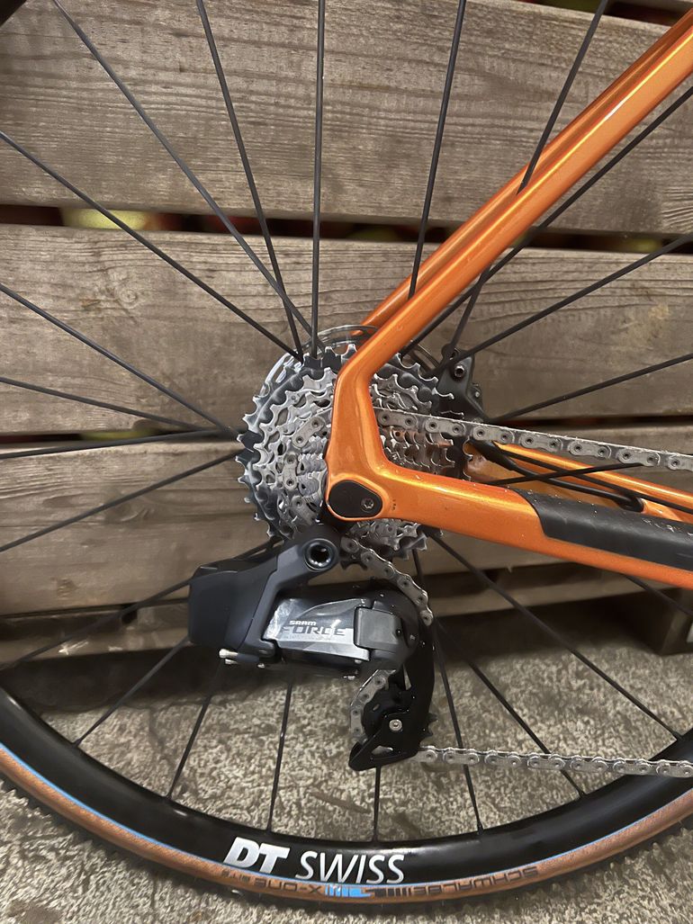 Used Canyon Inflite CF SLX 9 2023 2023 Road & Gravel, Orange — image 3 of 10